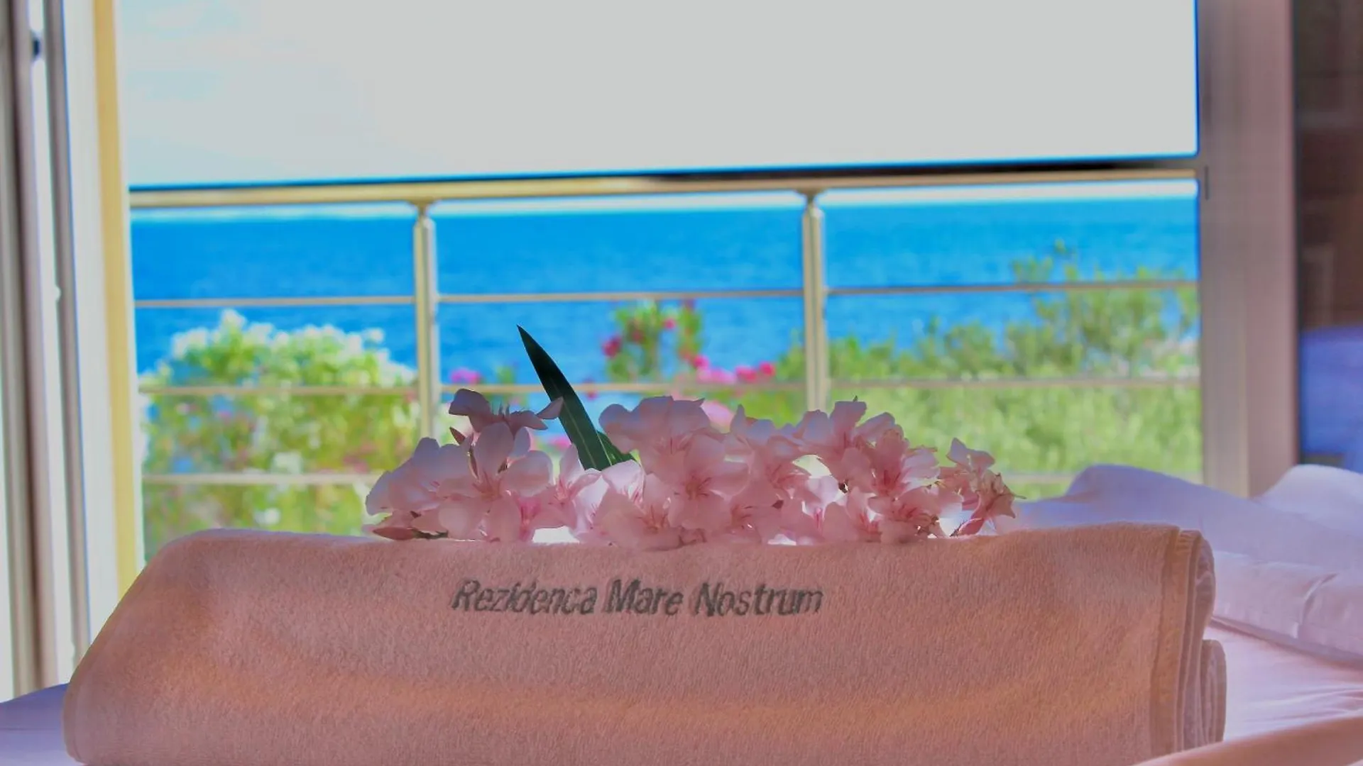 Vila Mare Nostrum Hotel Shengjin 3*,  Albania